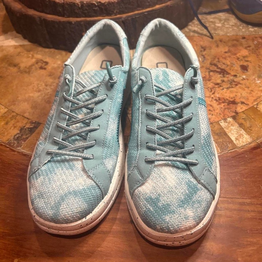 Hey Dude Ladies Textured Boho Women's Size 8 Used Excellent Condition